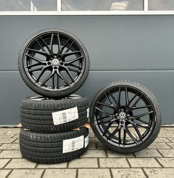 18 Zoll Allwetterräder Allwetterkompletträder Kumho VW Golf 7 8 GTI GTD 7R 8R